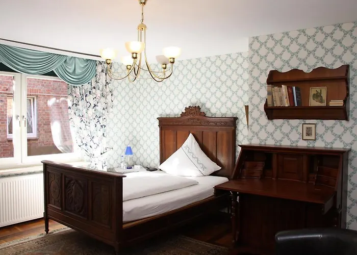 Altes Rittergut 3* Sehnde